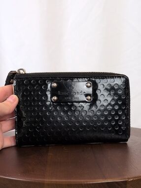 Kate Spade Catarina Beale Street Black Patent Wristlet